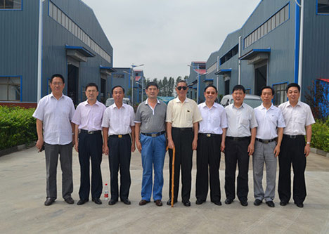 省海外聯(lián)誼會(huì)名譽(yù)會(huì)長(zhǎng)張積祥先生一行來(lái)公司考察